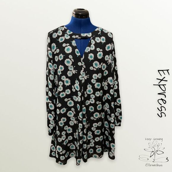 Express Floral Dress With Front V-Cut Peep ￼Size Medium - Picture 1 of 9